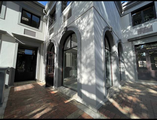 189M² OFFICE TO LET IN SANDTON CENTRAL